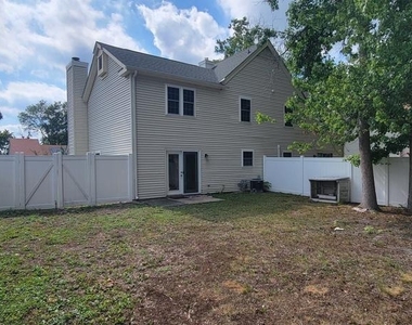 9 Stoney Drive - Photo Thumbnail 3
