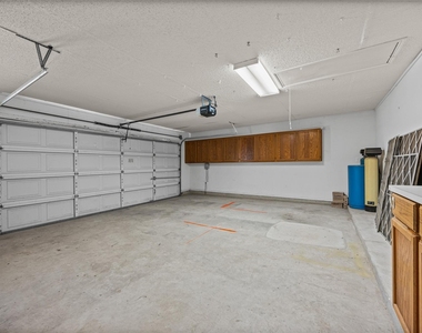 8417 Cornerwood Dr - Photo Thumbnail 27