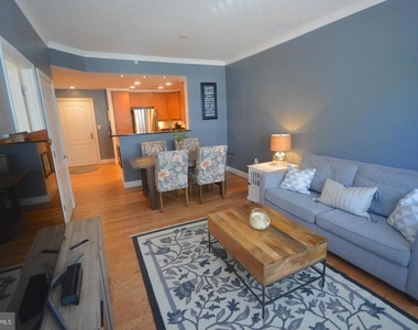 1111 11th Street Nw - Photo Thumbnail 4
