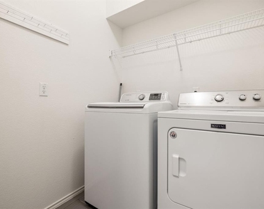 14525 Harris Ridge Blvd - Photo Thumbnail 22