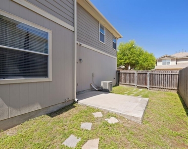 14525 Harris Ridge Blvd - Photo Thumbnail 23