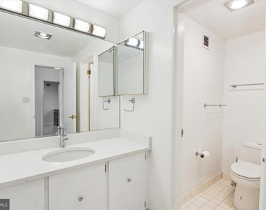 2555 Pennsylvania Avenue Nw - Photo Thumbnail 21