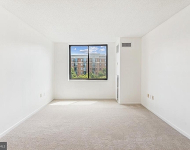 2555 Pennsylvania Avenue Nw - Photo Thumbnail 27