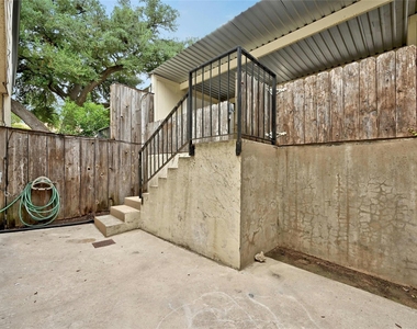 6637 Valleyside Rd - Photo Thumbnail 22