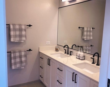 1211 Van Street Se - Photo Thumbnail 6