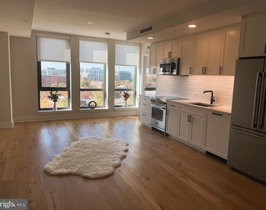 1211 Van Street Se - Photo Thumbnail 3
