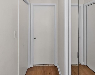 1230 23rd Street Nw - Photo Thumbnail 17