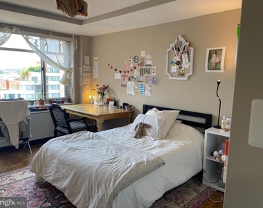 940 25th Street Nw - Photo Thumbnail 13