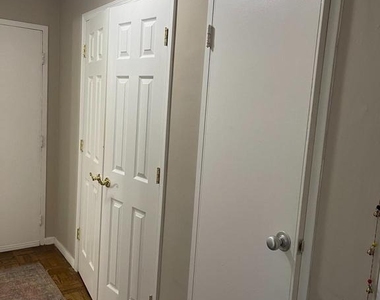 940 25th Street Nw - Photo Thumbnail 5