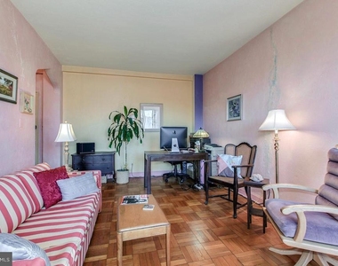 1010 25th Street Nw - Photo Thumbnail 3