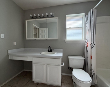 2120 Jester Farms Rd - Photo Thumbnail 10
