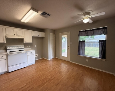 2120 Jester Farms Rd - Photo Thumbnail 8