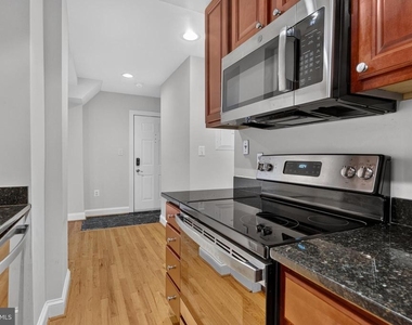 1427 Chapin Street Nw - Photo Thumbnail 14