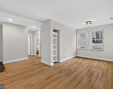 1427 Chapin Street Nw - Photo Thumbnail 6