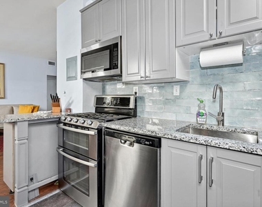 1669 Columbia Road Nw - Photo Thumbnail 8