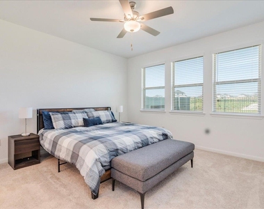802 Papaya Dr - Photo Thumbnail 11