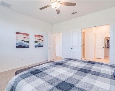 802 Papaya Dr - Photo Thumbnail 12