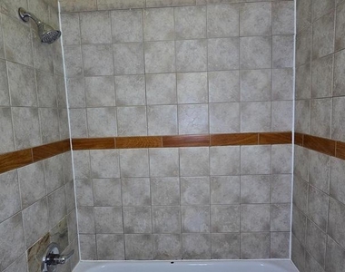 1255 Meigs Place Ne - Photo Thumbnail 6