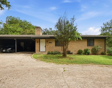 8910 Little Walnut Pkwy - Photo Thumbnail 1
