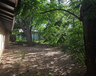 8910 Little Walnut Pkwy - Photo Thumbnail 23