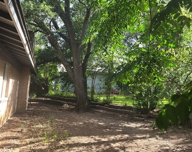 8910 Little Walnut Pkwy - Photo Thumbnail 24