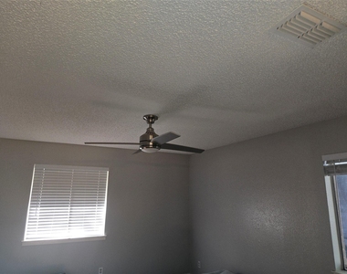 8910 Little Walnut Pkwy - Photo Thumbnail 16