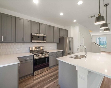 5160 N Aw Grimes Blvd - Photo Thumbnail 1