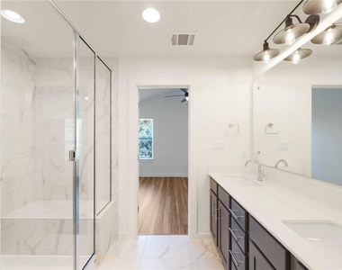 5160 N Aw Grimes Blvd - Photo Thumbnail 14