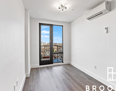 1286 New York Ave 11203 - Photo Thumbnail 4