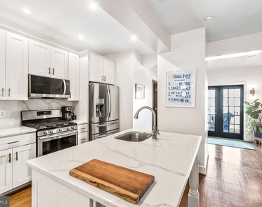 318 Todd Place Ne - Photo Thumbnail 7