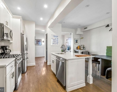 318 Todd Place Ne - Photo Thumbnail 9