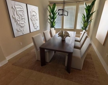 185 Camden Cv - Photo Thumbnail 8