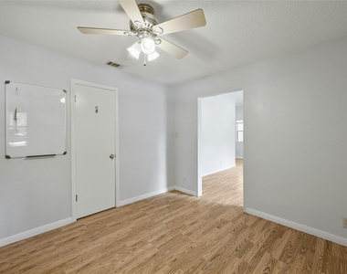 9226 Jollyville Rd - Photo Thumbnail 13