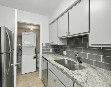 9226 Jollyville Rd - Photo Thumbnail 8