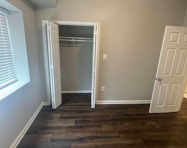 2830 R Street Se - Photo Thumbnail 5
