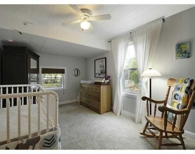 1404 Karen Ave - Photo Thumbnail 10