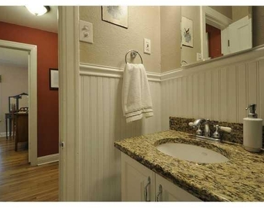 1404 Karen Ave - Photo Thumbnail 12