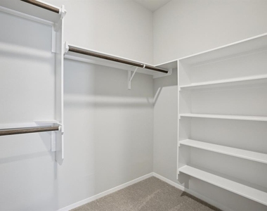 11905 Murano Dr - Photo Thumbnail 11