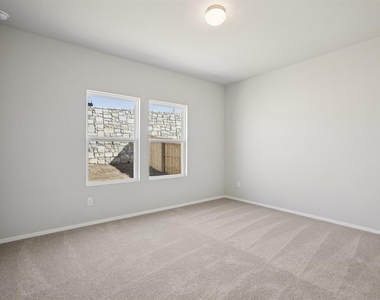 11905 Murano Dr - Photo Thumbnail 6