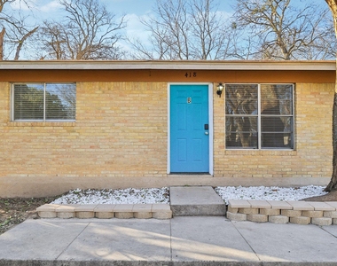 418 Sarah St - Photo Thumbnail 1
