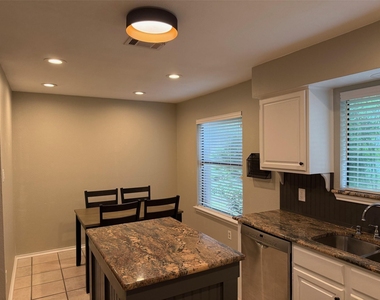 9703 Willers Way - Photo Thumbnail 6