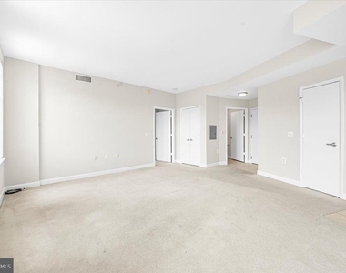 400 Massachusetts Avenue Nw - Photo Thumbnail 10