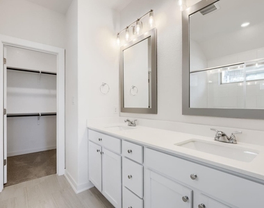 356 Brandywine Rd - Photo Thumbnail 6