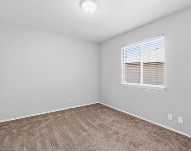 5003 Cleves St - Photo Thumbnail 16
