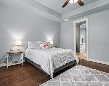 3319 Dalton St - Photo Thumbnail 15