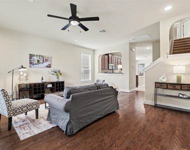 3319 Dalton St - Photo Thumbnail 3