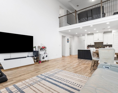 6025 Kelly Kyle Ave - Photo Thumbnail 10