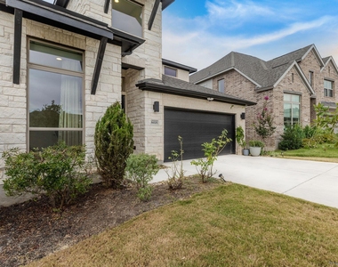 6025 Kelly Kyle Ave - Photo Thumbnail 2