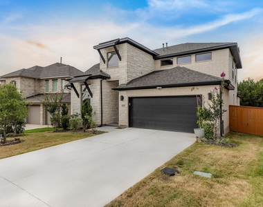 6025 Kelly Kyle Ave - Photo Thumbnail 1