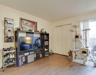 5203 Evans Ave - Photo Thumbnail 3